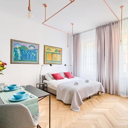P&O Serviced Apartments Old Town Square Studio Varşova Dış mekan fotoğraf